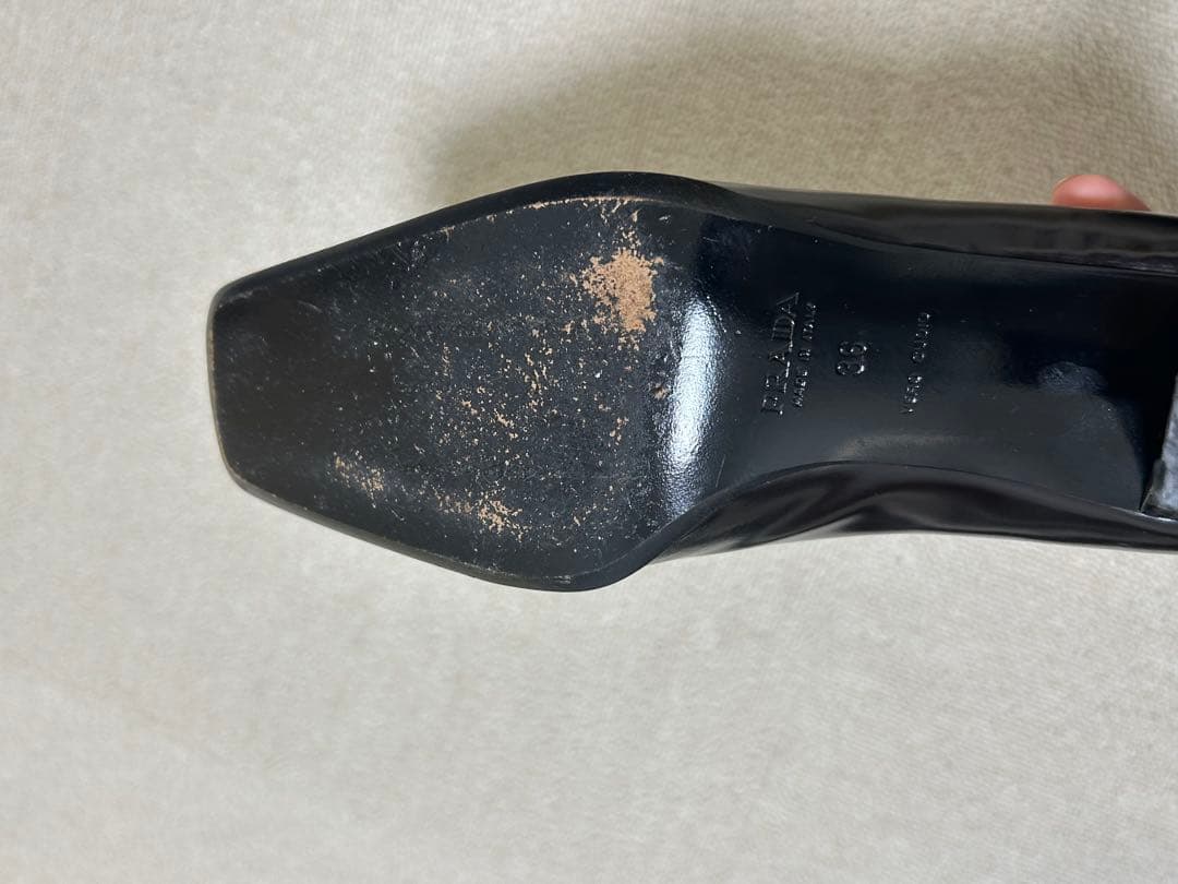 PRADA ブラック スクエアトゥ パンプス 36