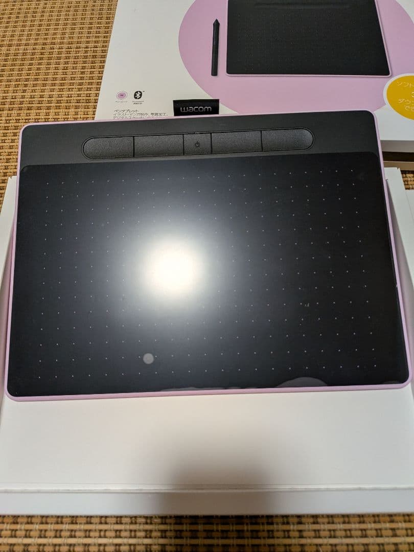 ほぼ未使用！Wacom CTL-6100WL/P0 Intuos Medium