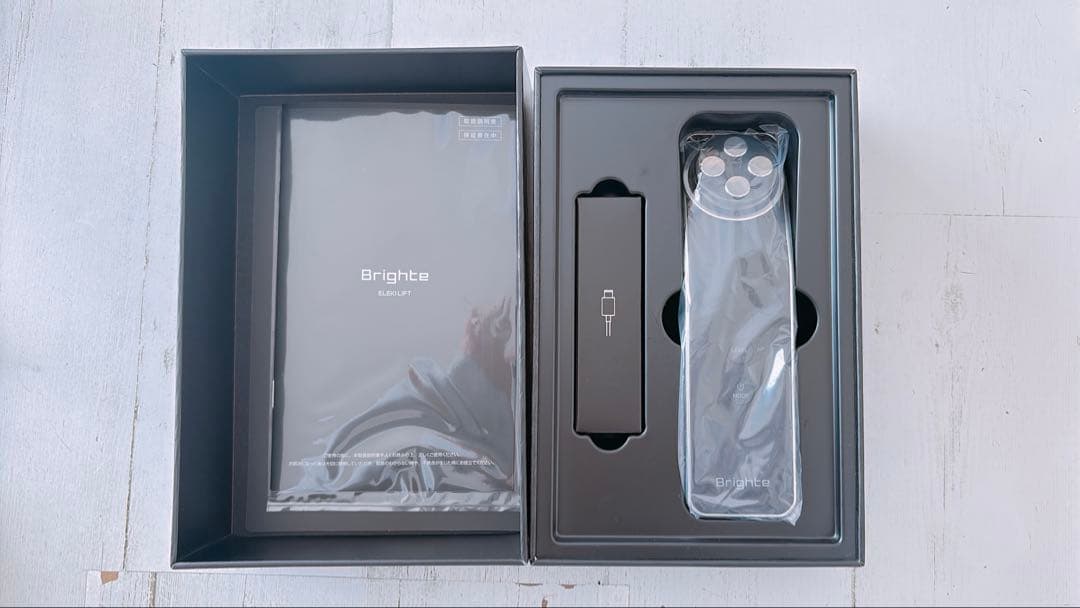 Brighte ELEKI LIFT 美顔器 エレキリフト　シートマスク5枚付