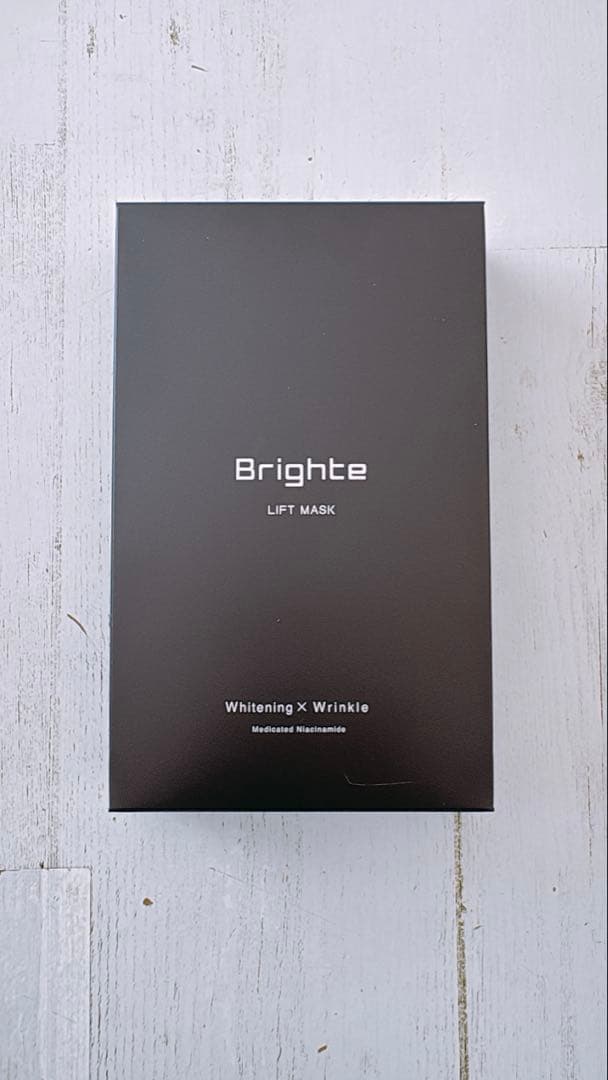 Brighte ELEKI LIFT 美顔器 エレキリフト　シートマスク5枚付