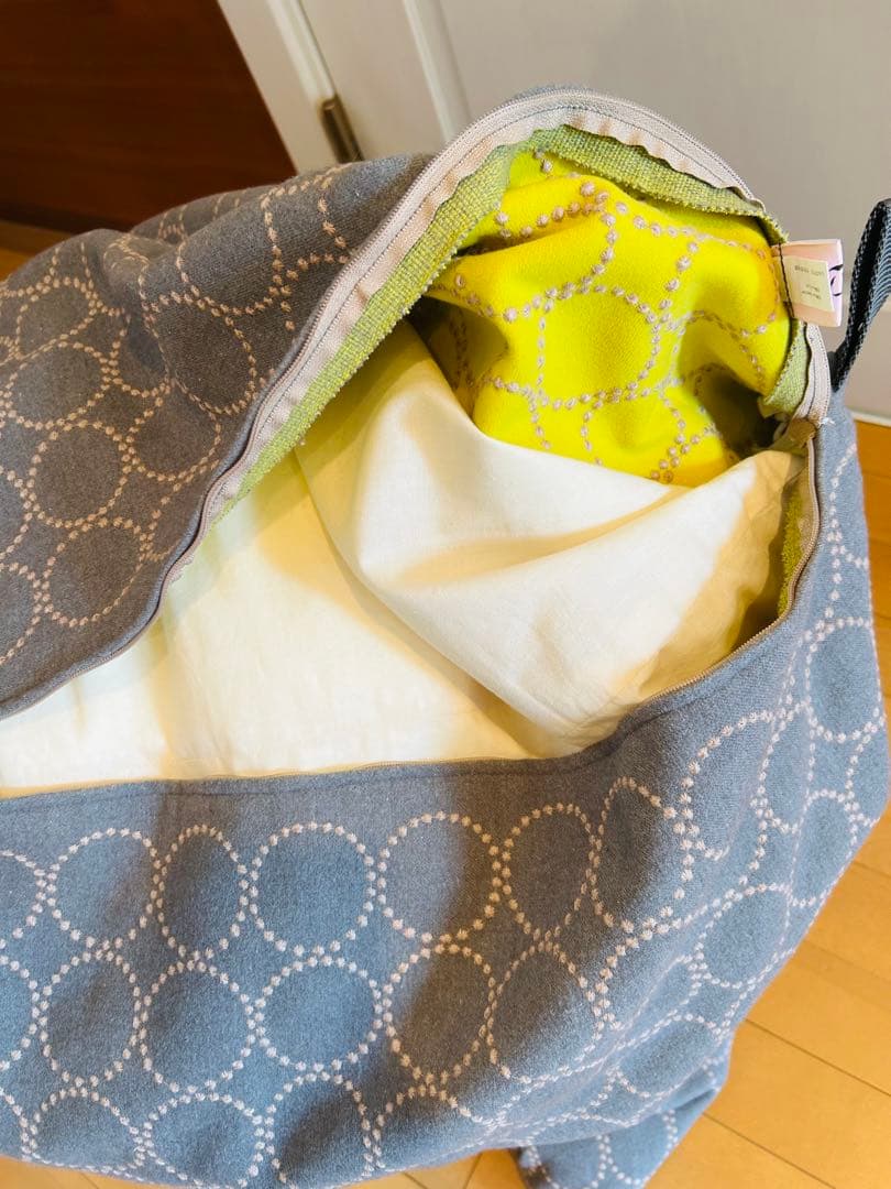 ミナペルホネン　テトラ　ビーズクッション