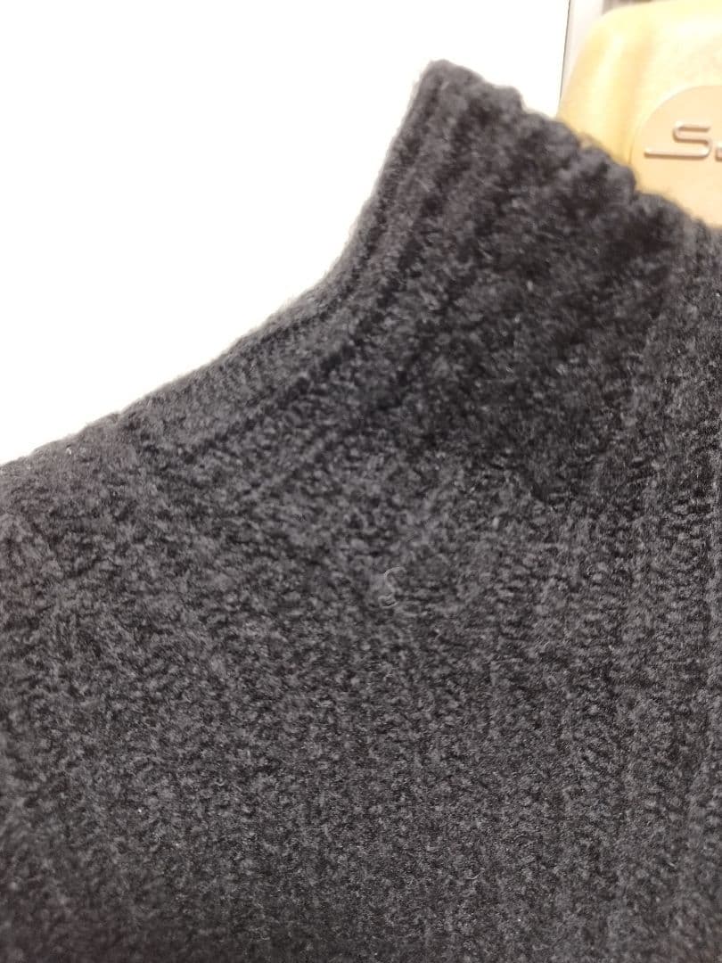 AURALEE 　ウールキャメル　タートルネックニット 　ブラック