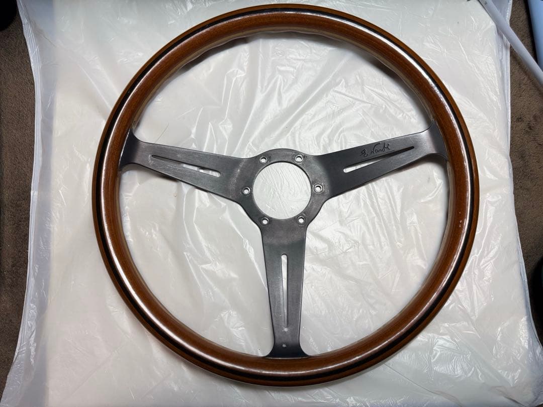 ナルディ ウッド ブラックスポーク ホーンボタン付ステアリングホイール　当時物