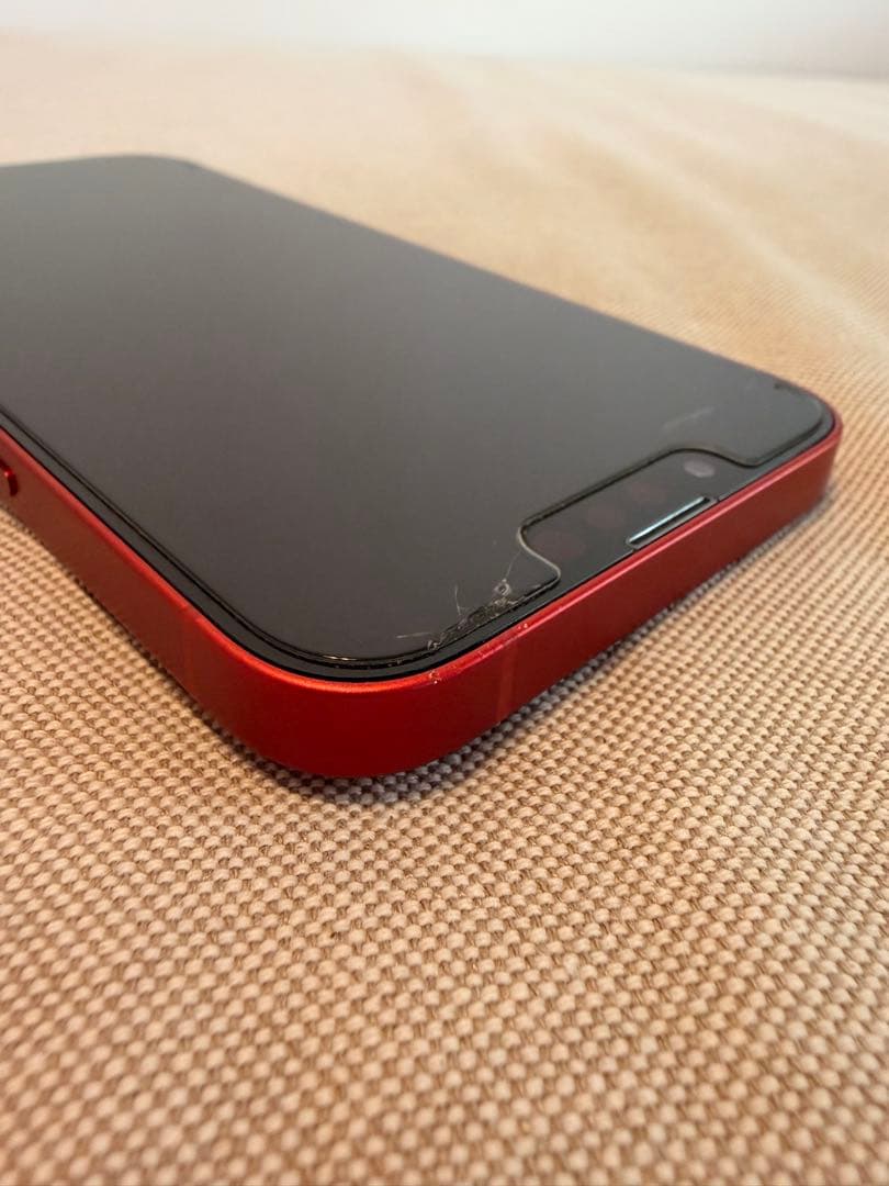 Apple iPhone 13 (PRODUCT(RED)) バッテリー100%