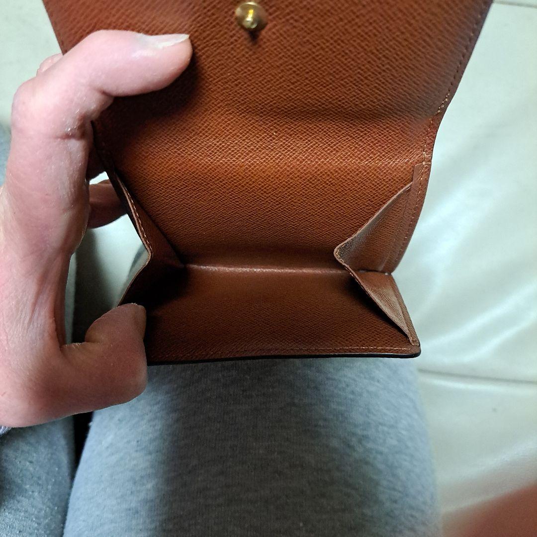 も*♡様 Wフックルイヴィトン財布