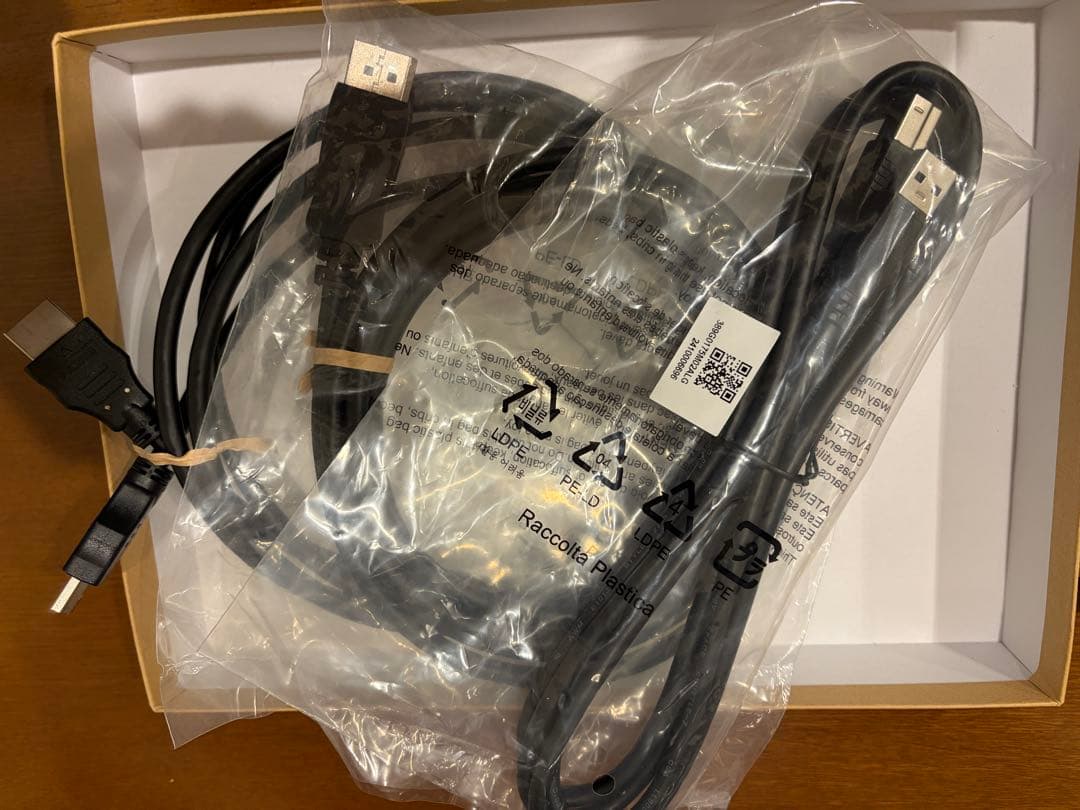 【直接お渡し】BenQ PD2705U 27インチ 4Kモニター