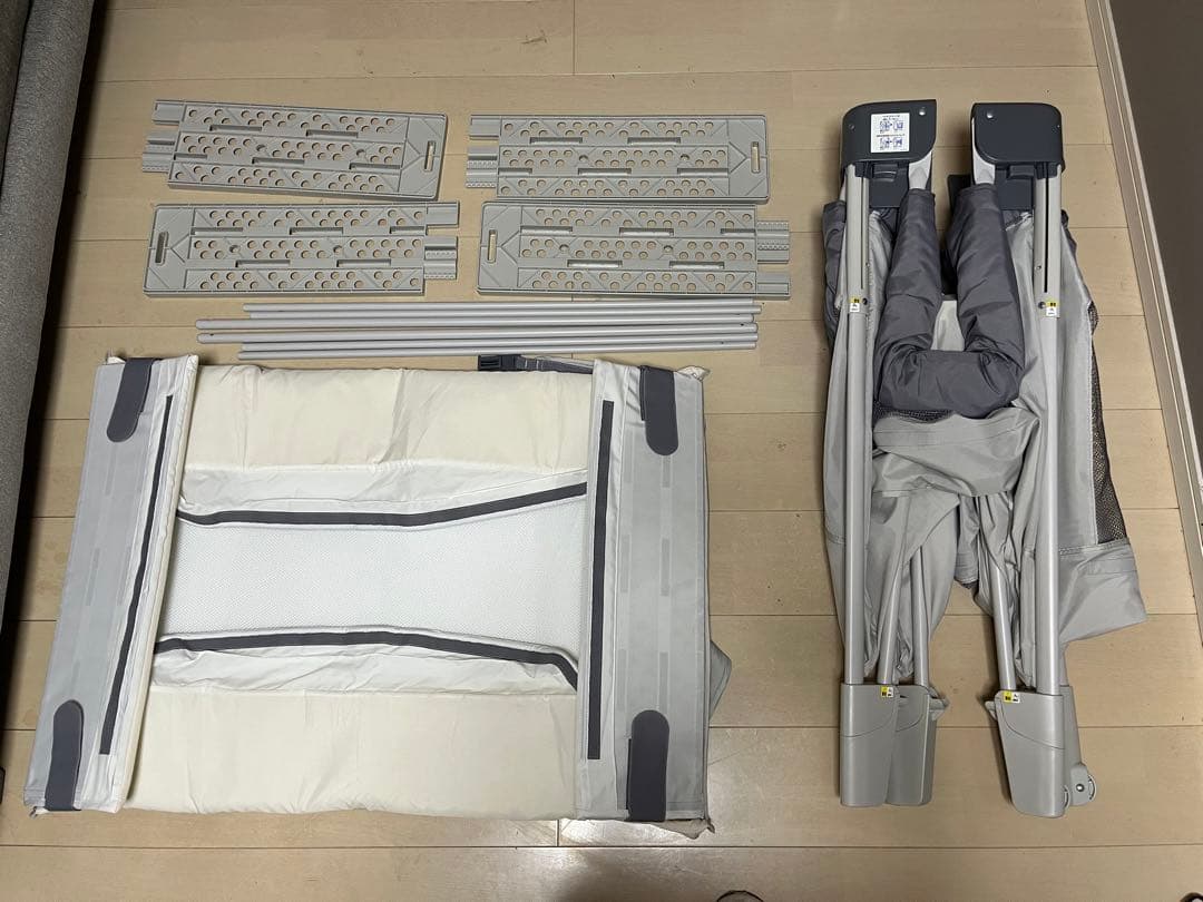 アップリカ ココネルエアー プラス AB　ホワイトベージュ