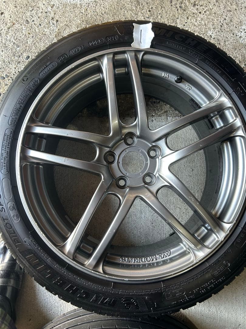 AVS MODEL T5。17インチホイール ミシュランパイロットスポーツ4