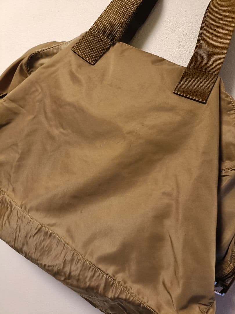 PRADA ショルダー付き ボストンバッグ