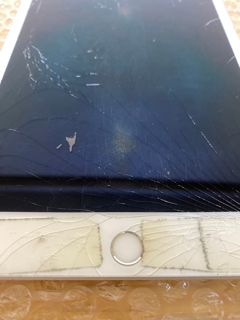 【ジャンク】iPad mini 5 64GB シルバー SIMフリー