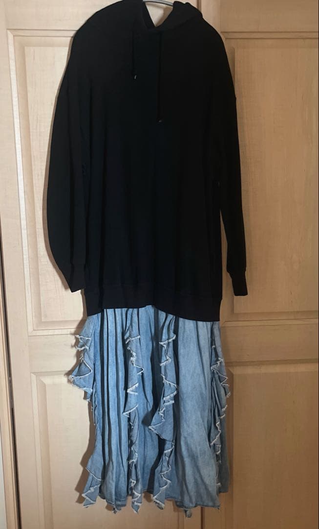 JSR様　ゴートゥーハリウッド　ユラユラドッキングワンピース　02