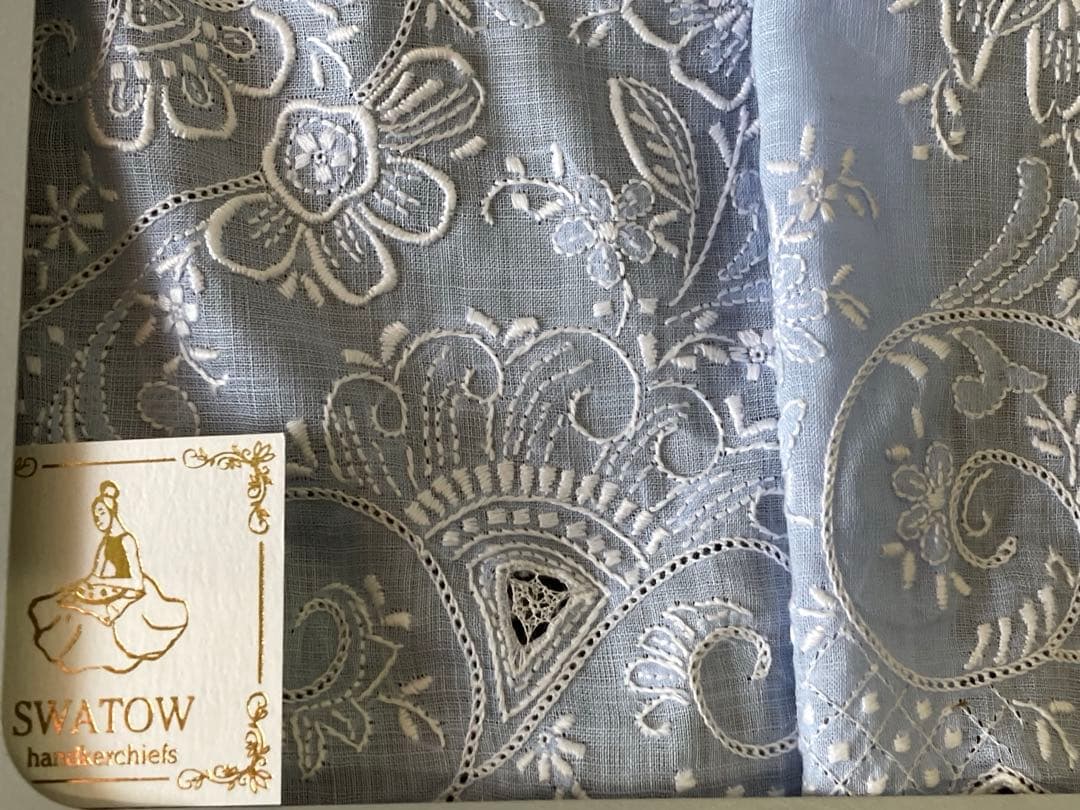 SWATOW 刺繍入りハンカチ他まとめて