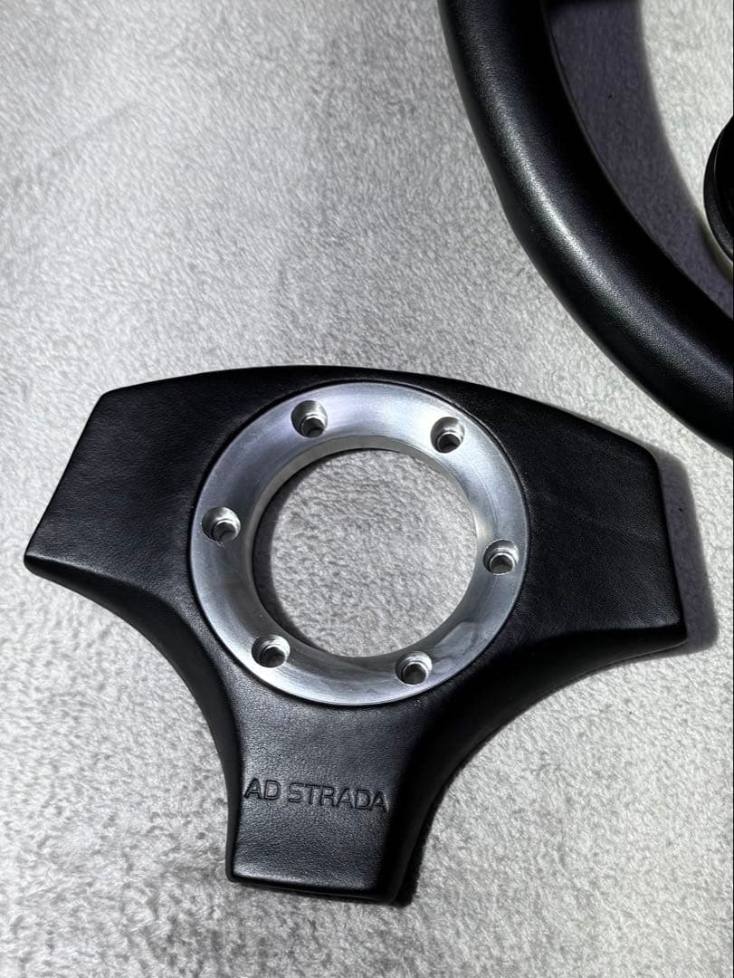 AD STRADA Evolution ステアリングホイール
