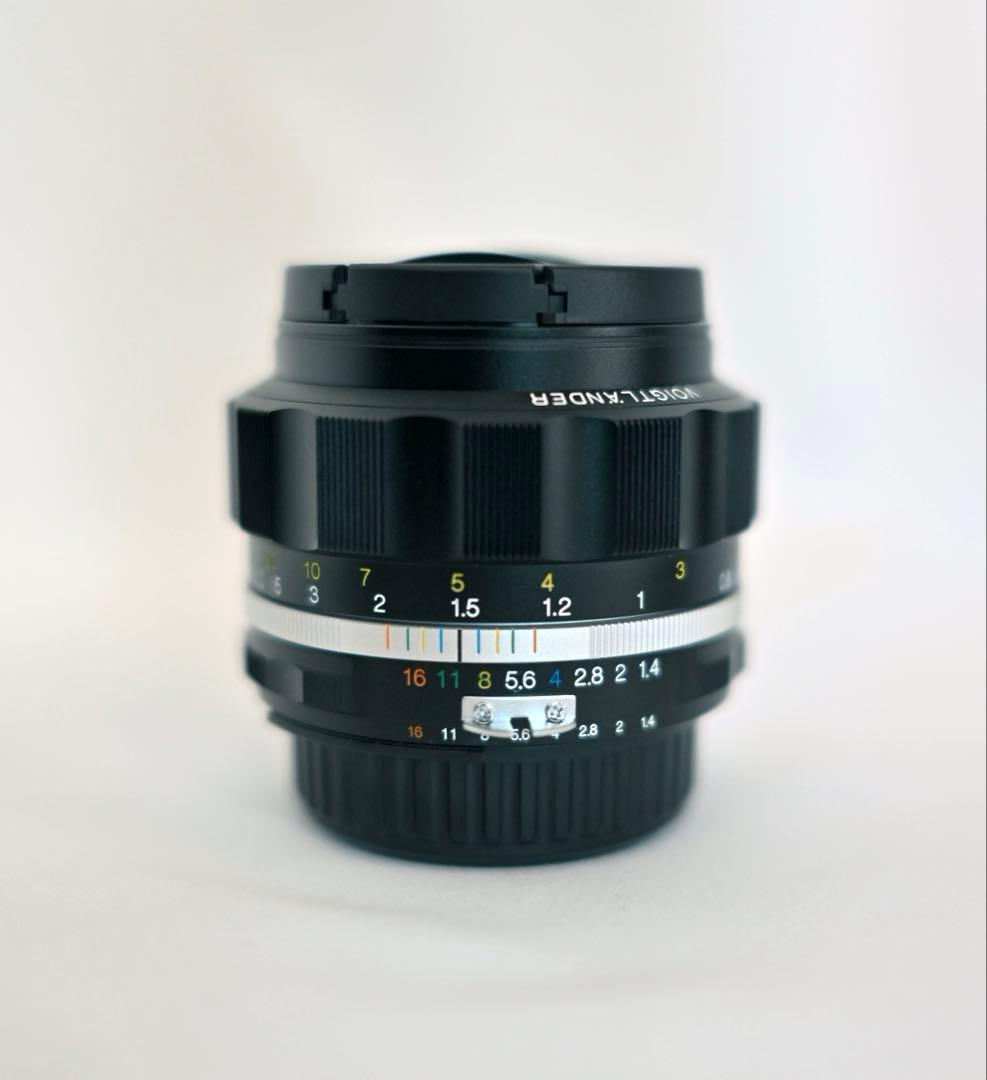 Voigtlander NOKTON 58mm F1.4 レンズ
