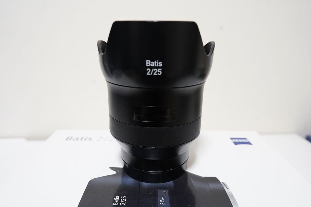 Zeiss Batis 2/25 単焦点レンズ