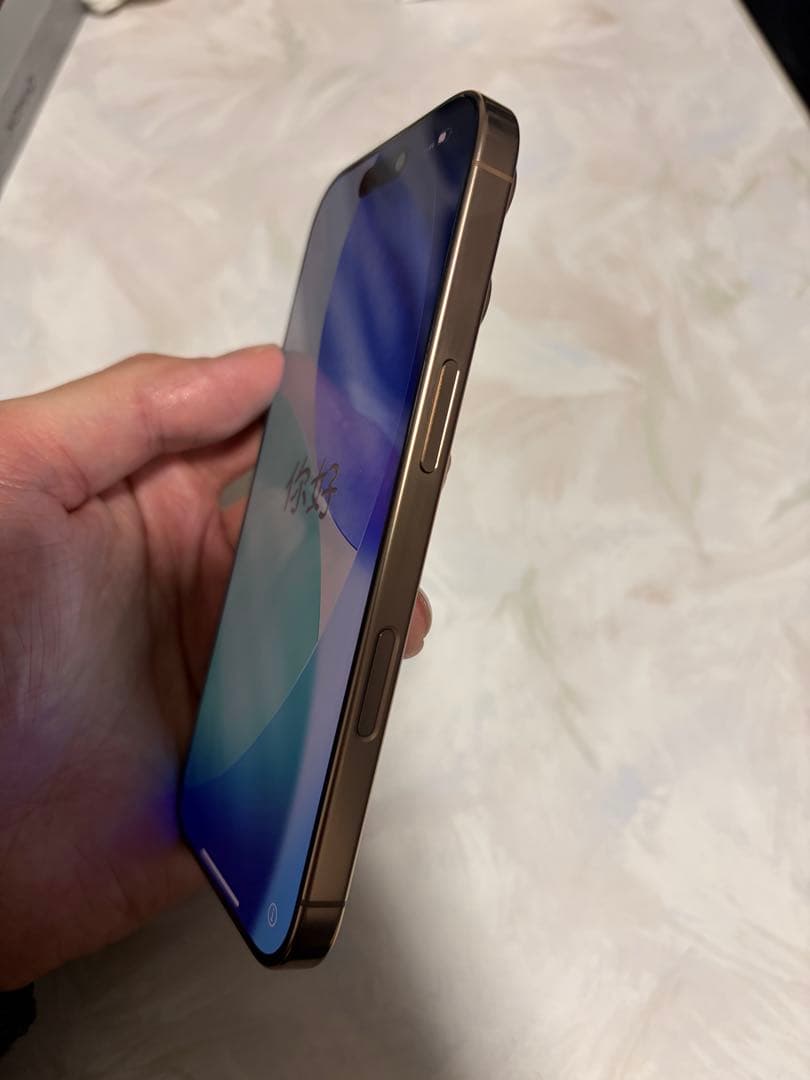 【おまけ多数】iPhone 16 Pro Desert Titanium 256