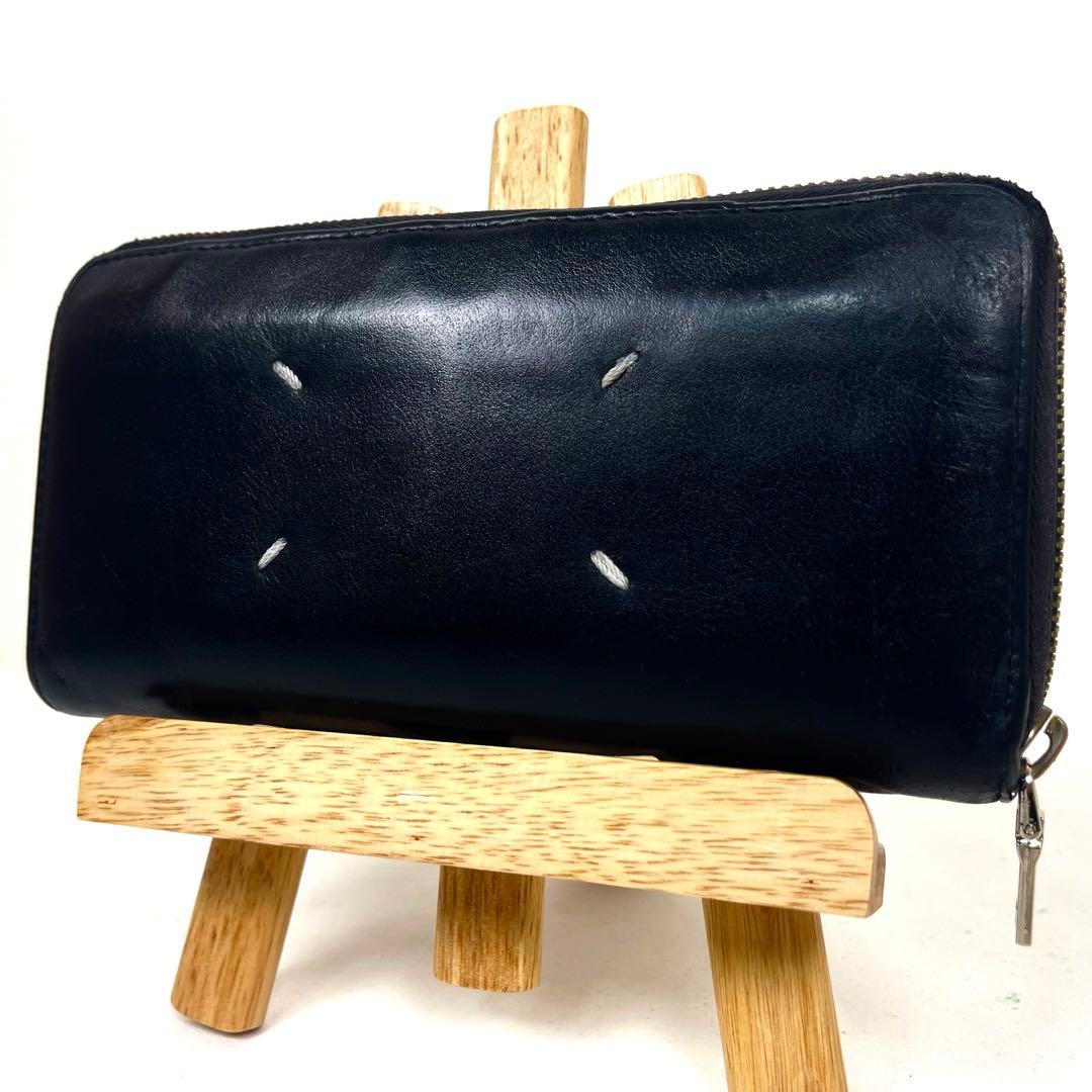 メゾンマルジェラ　長財布　ラウンドファスナー　本革　ブラック　ステッチ　ロゴ