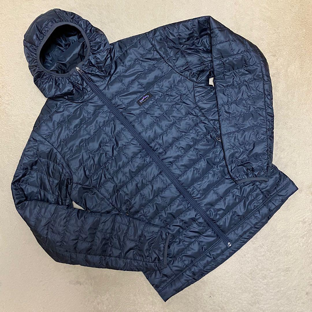 Patagonia FA23 ナノ・パフ・フィッツロイ・トラウト・フーディ