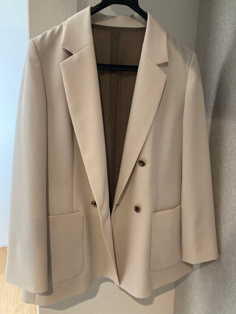 AOKI スーツ セットアップ ダブルジャケット9号　クロップドパンツ7号