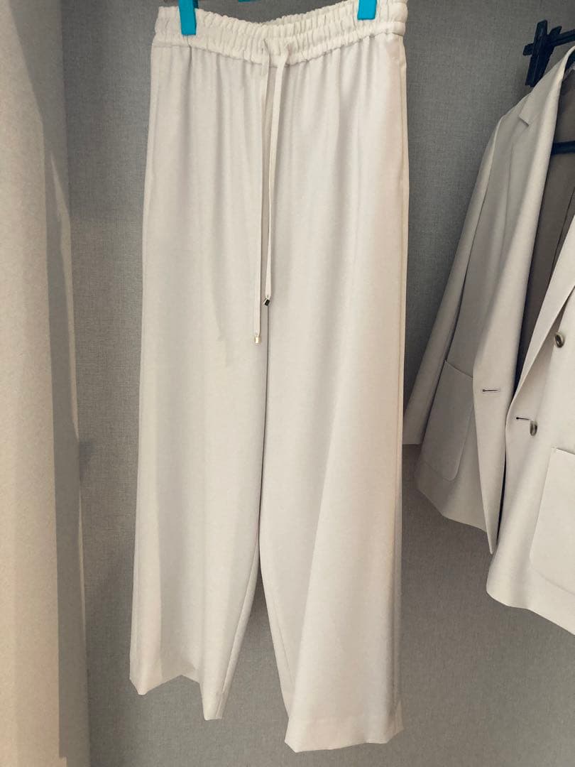 AOKI スーツ セットアップ ダブルジャケット9号　クロップドパンツ7号