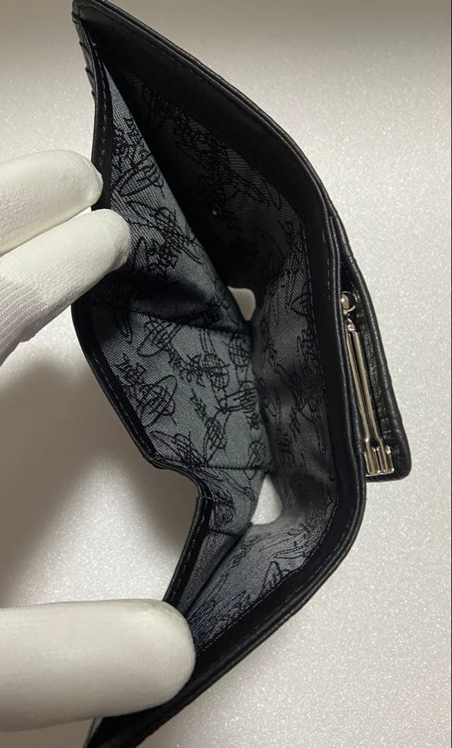 【さとゆか】Vivienne Westwood 三つ折り財布 ブラック