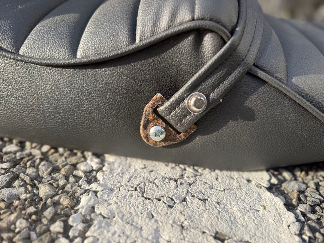 gsx250e ゴキ　三段シート　沖縄発