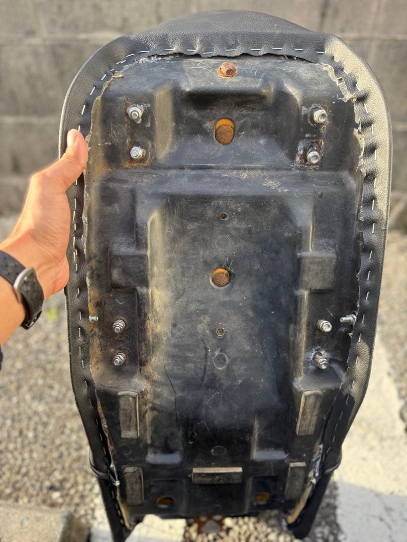 gsx250e ゴキ　三段シート　沖縄発