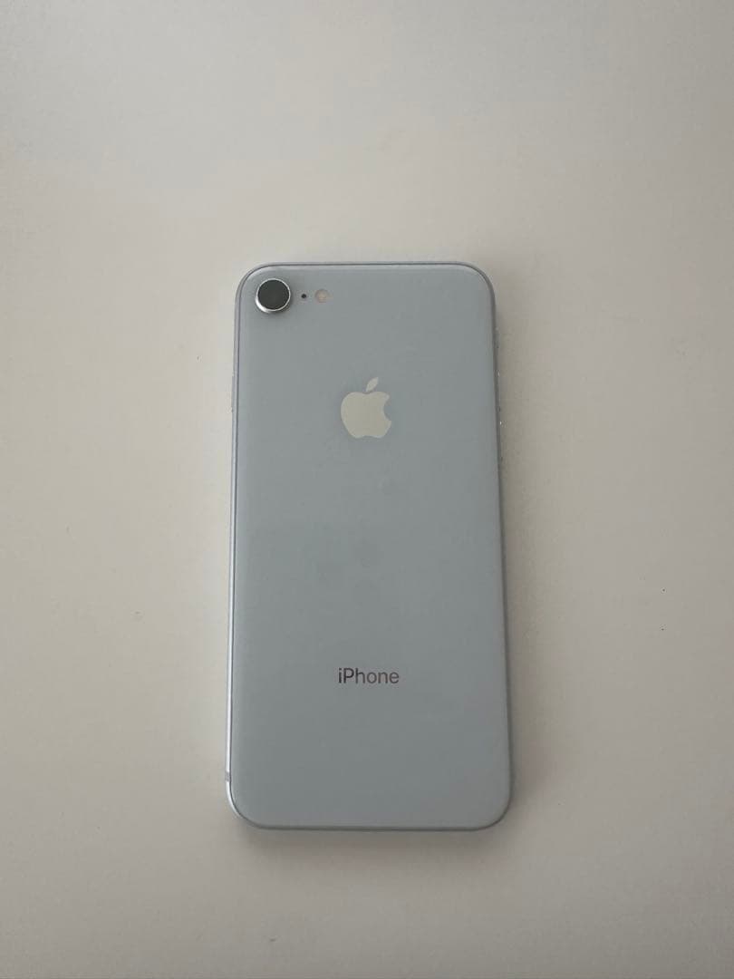Apple iPhone 8 64GB SIMロック解除済み
