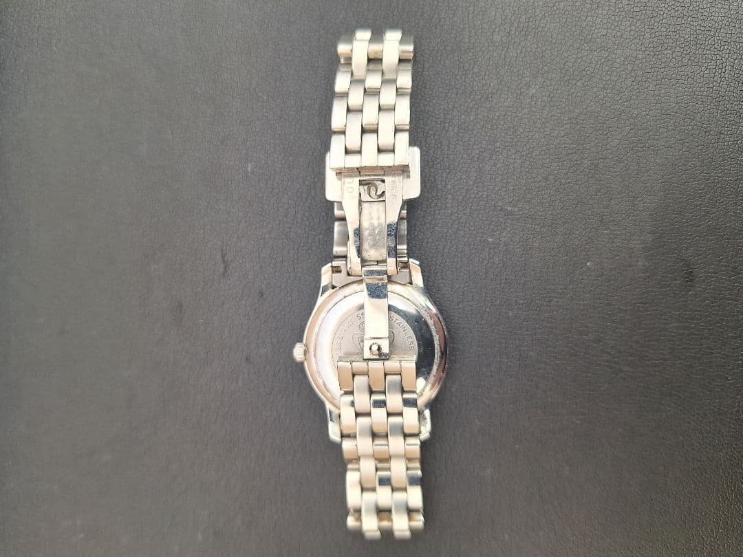 GUCCI 5500 L 腕時計 ダイア 文字盤ブラック