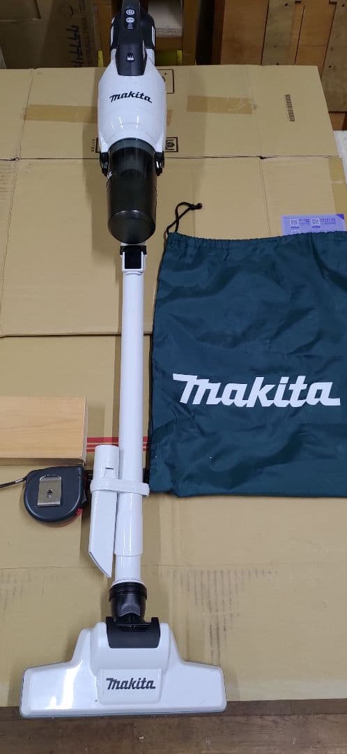 Makita CL003G コードレス掃除機 ホワイト 　マキタ