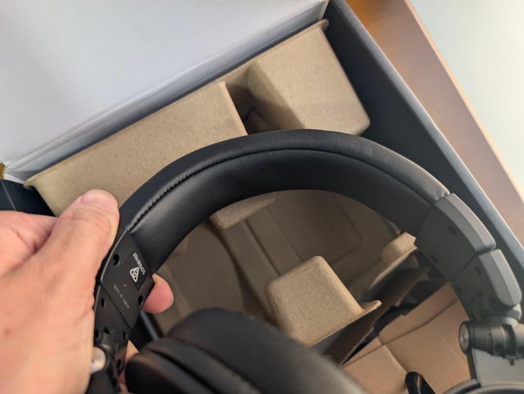 ヘッドホン audio-technica ATH-M50xSTS