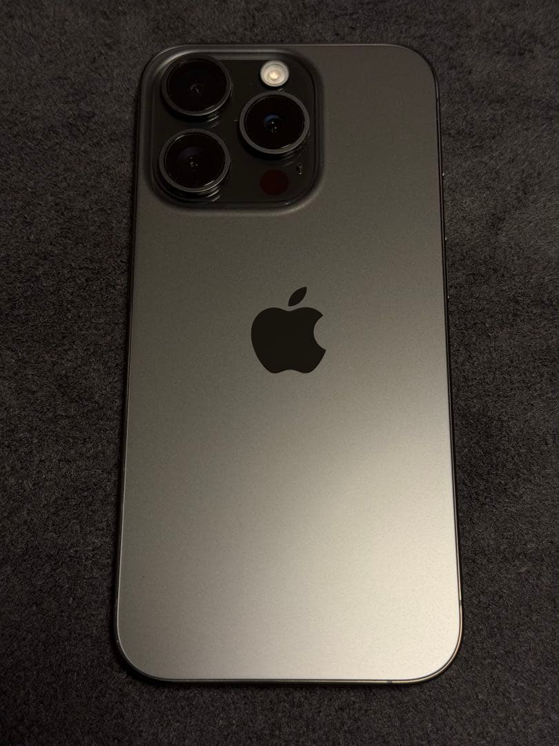 iPhone 15 Pro ブラックチタニウム 256GB SIMフリー