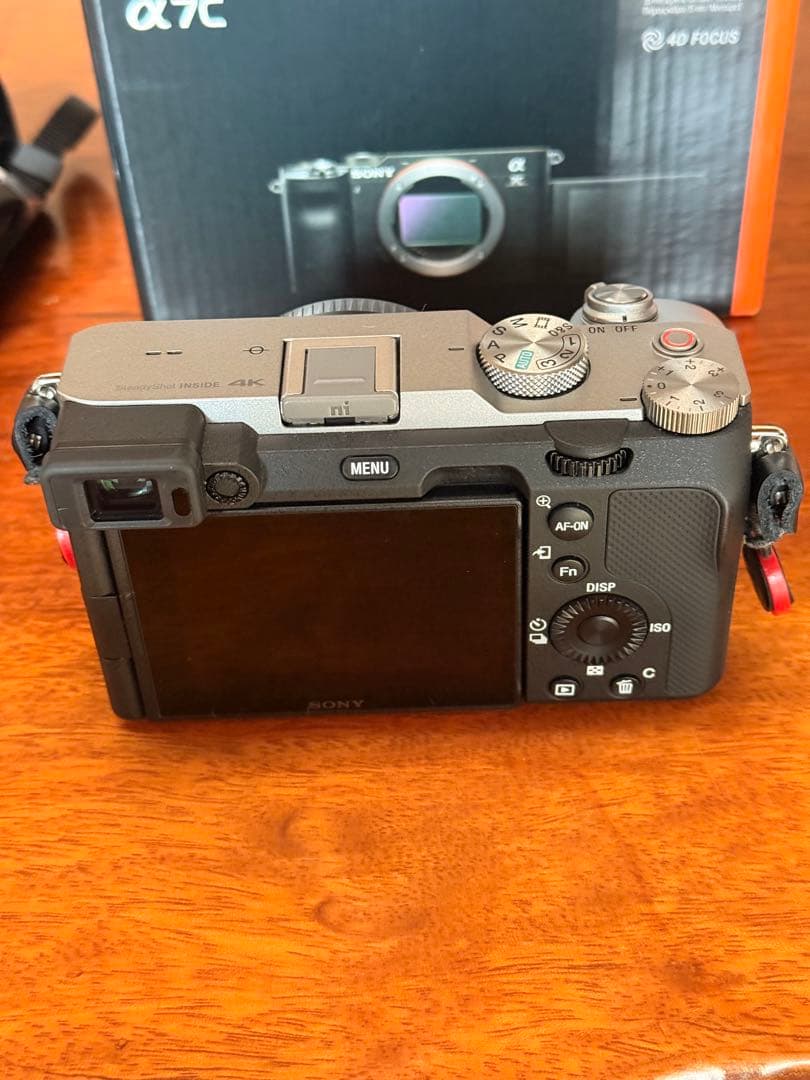 R*I様 【極美品・ショット数81回】SONY α7c ILCE-7C フルサイ