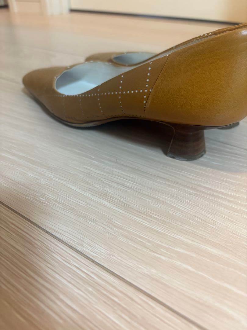 CHANEL ブラウンパンプス 37.5