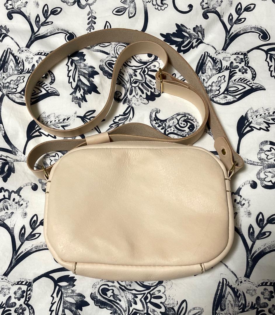 ベルさん専用（予約注文）ヌメ革ショルサーバック