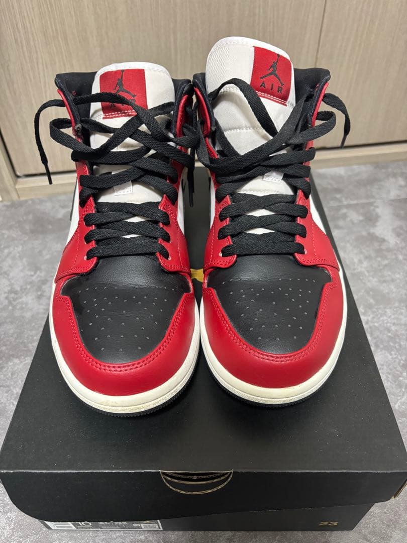 【箱付き】NIKE AIR JORDAN 1 MID ジョーダン1