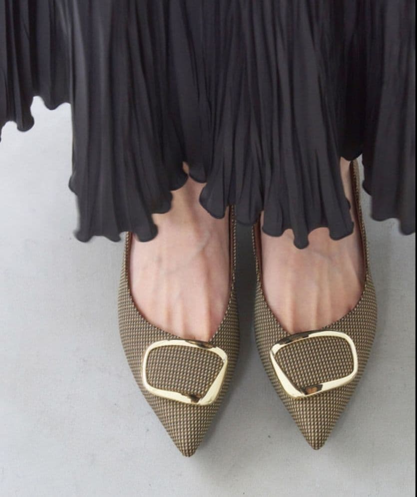 LE TALON パンプス 3cmポインテッドニュアンスバックルパンプス