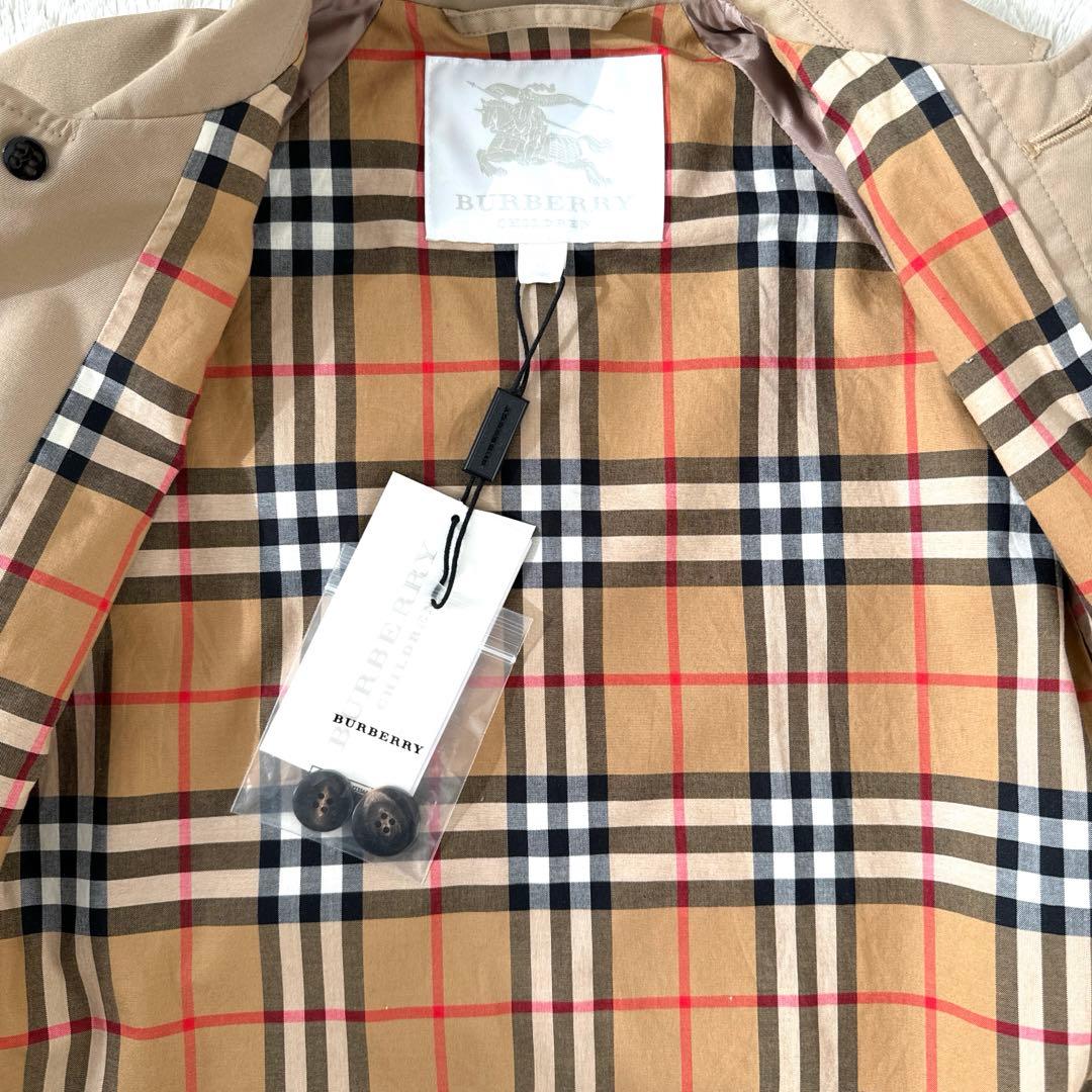 新品タグ付き♡Burberry バーバリー トレンチコート ホースフェリー 4Y