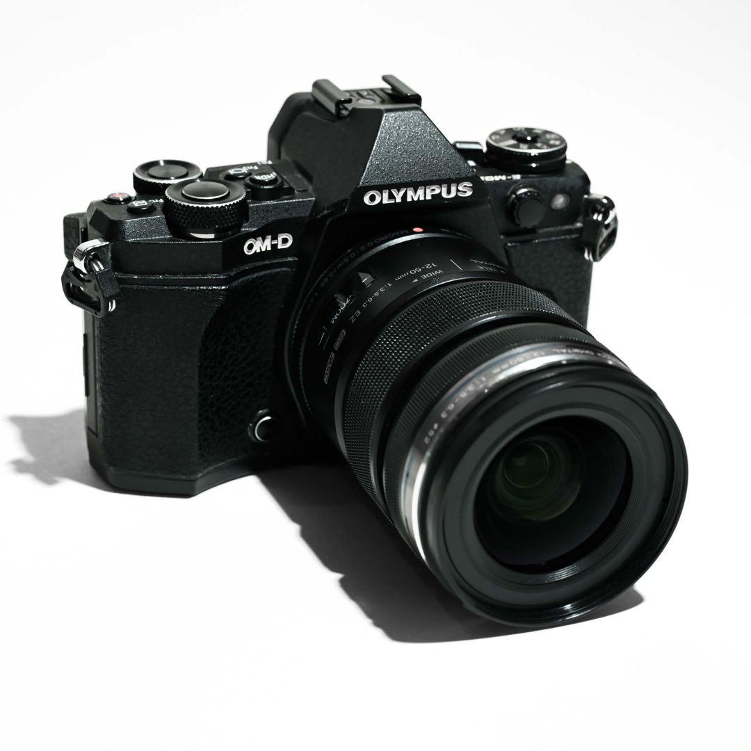 OLYMPUS OM-D E-M5 Mark II 12-50mm レンズキット