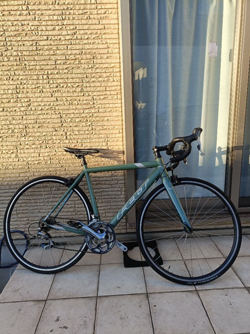 【引き取り限定（福岡）】FELT ロードバイクF85 ティアグラ