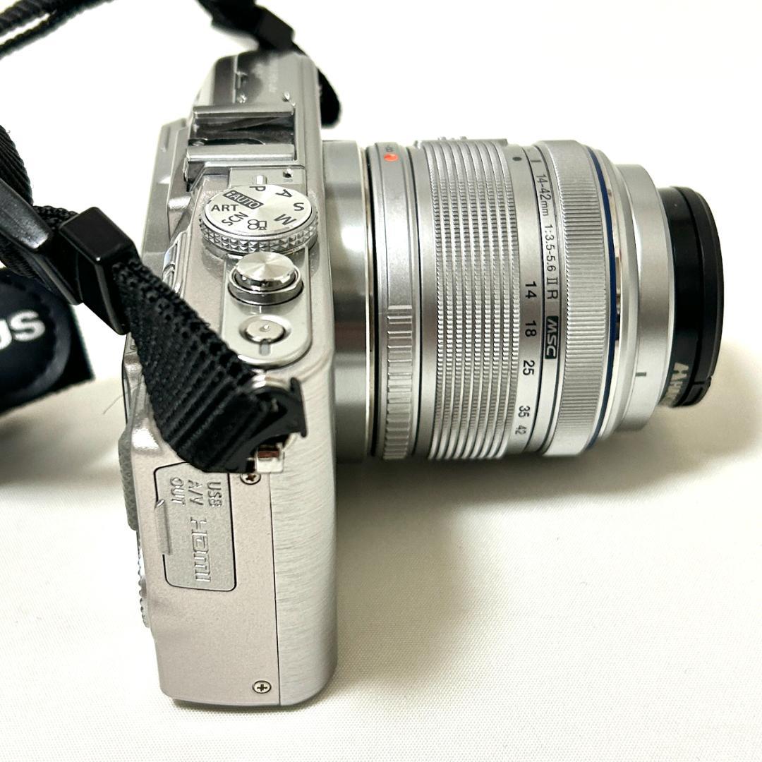 オリンパス PEN E-PL3 ミラーレスカメラ シルバー