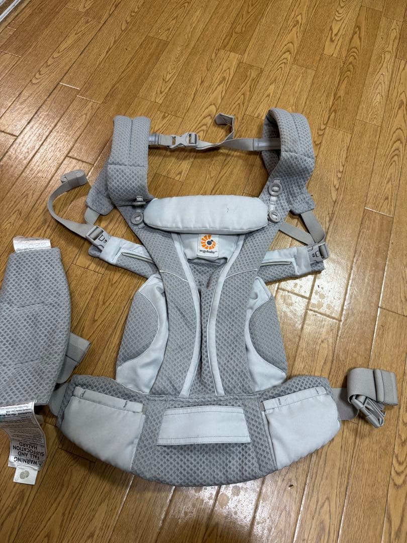 エルゴベビー OMNI BREZZE 抱っこひも