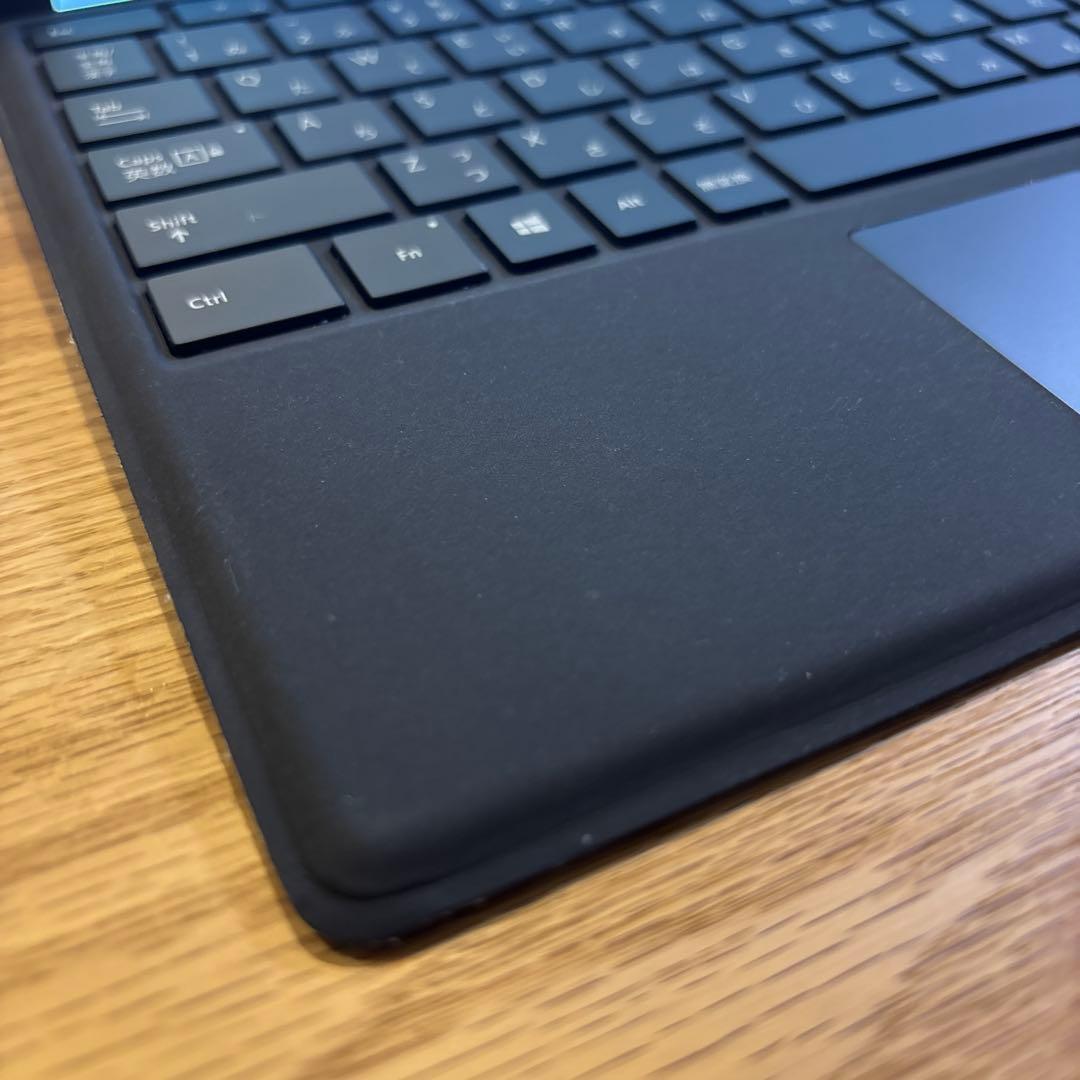 【良品】Microsoft Surface Pro 7 256GB 8GB
