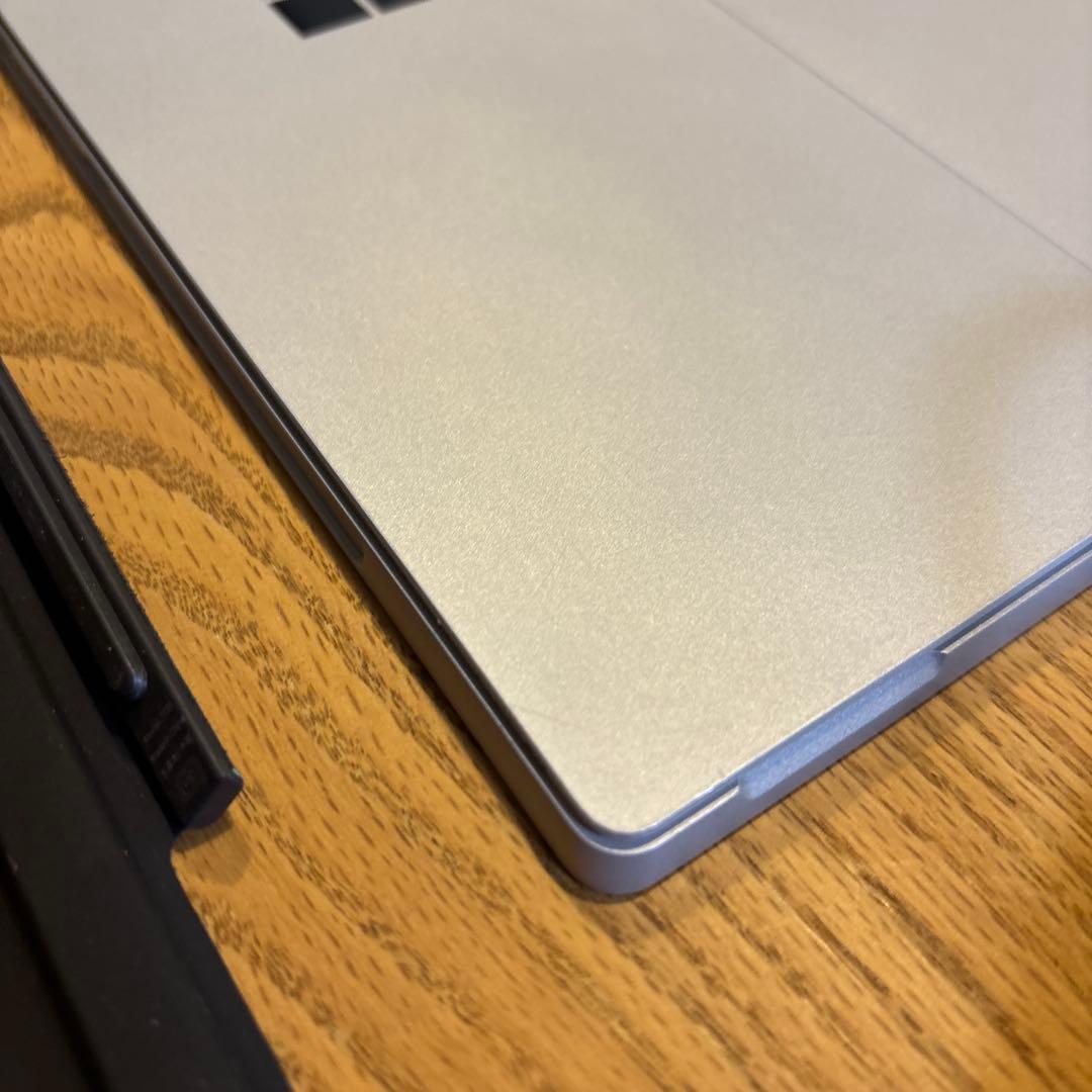 【良品】Microsoft Surface Pro 7 256GB 8GB