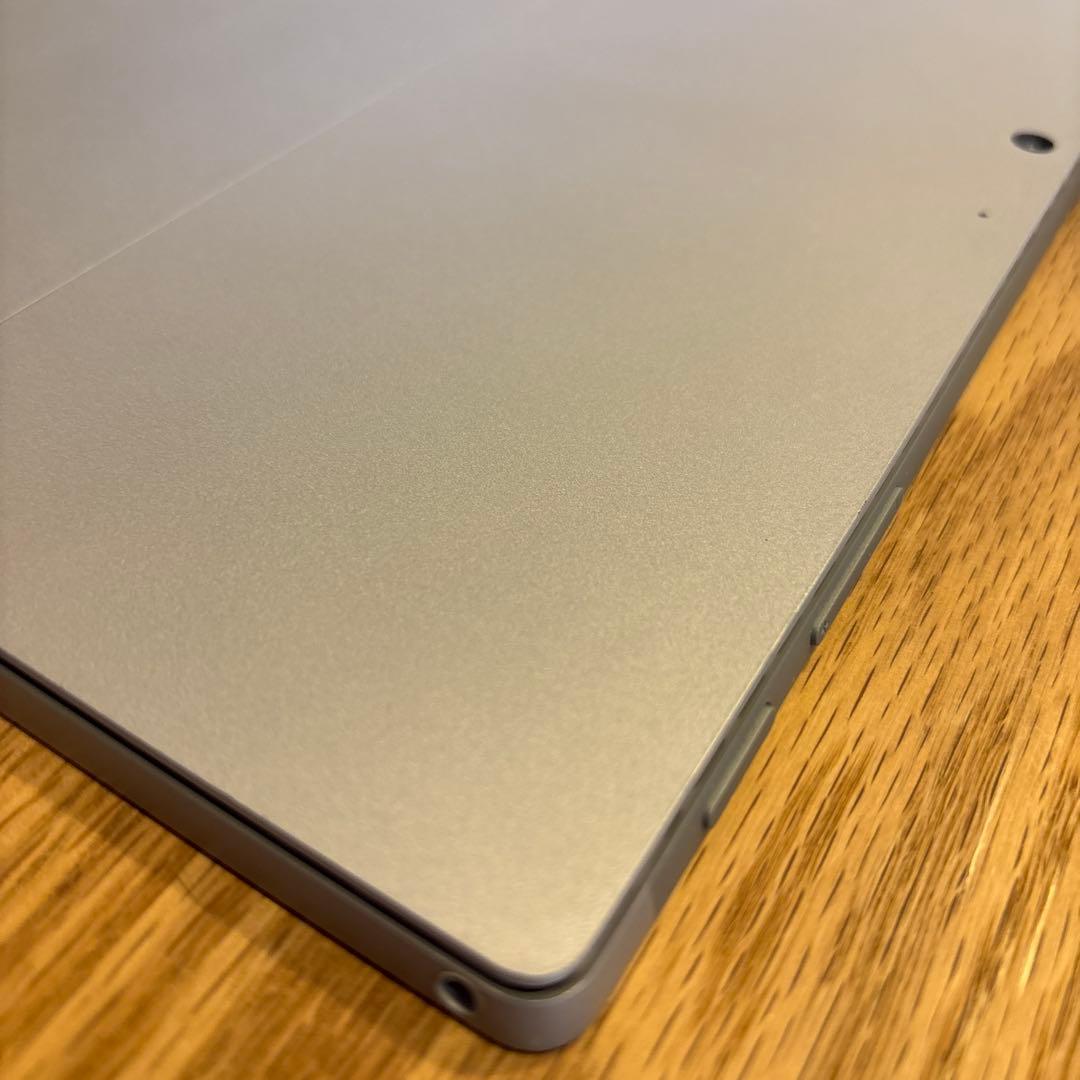 【良品】Microsoft Surface Pro 7 256GB 8GB