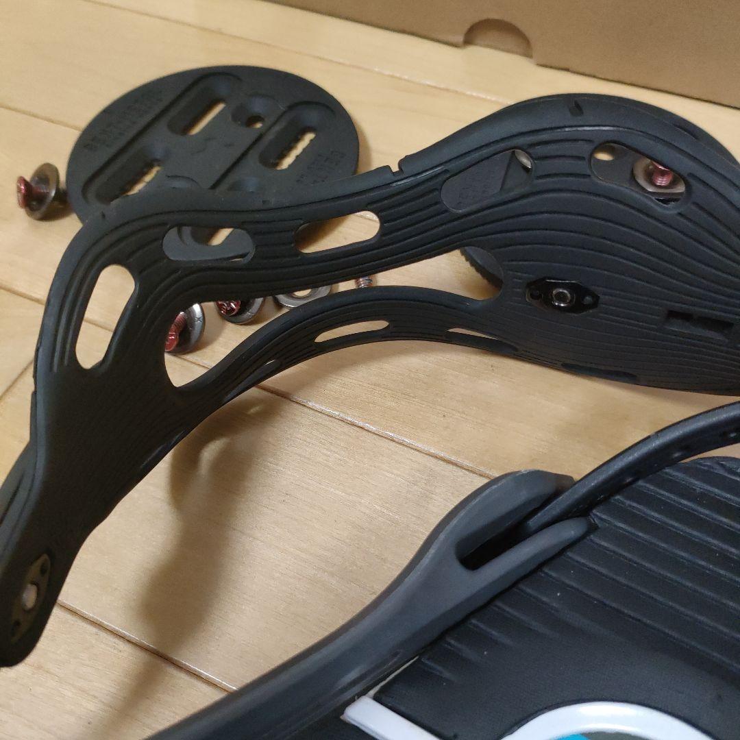 中古美品最終値下げ24-25モデル　ベントメタルビンディング　BOLT　Mサイズ