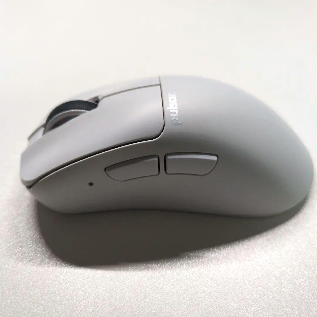 Pulsar Gaming Gears Xlite V4 Mini 52グラム