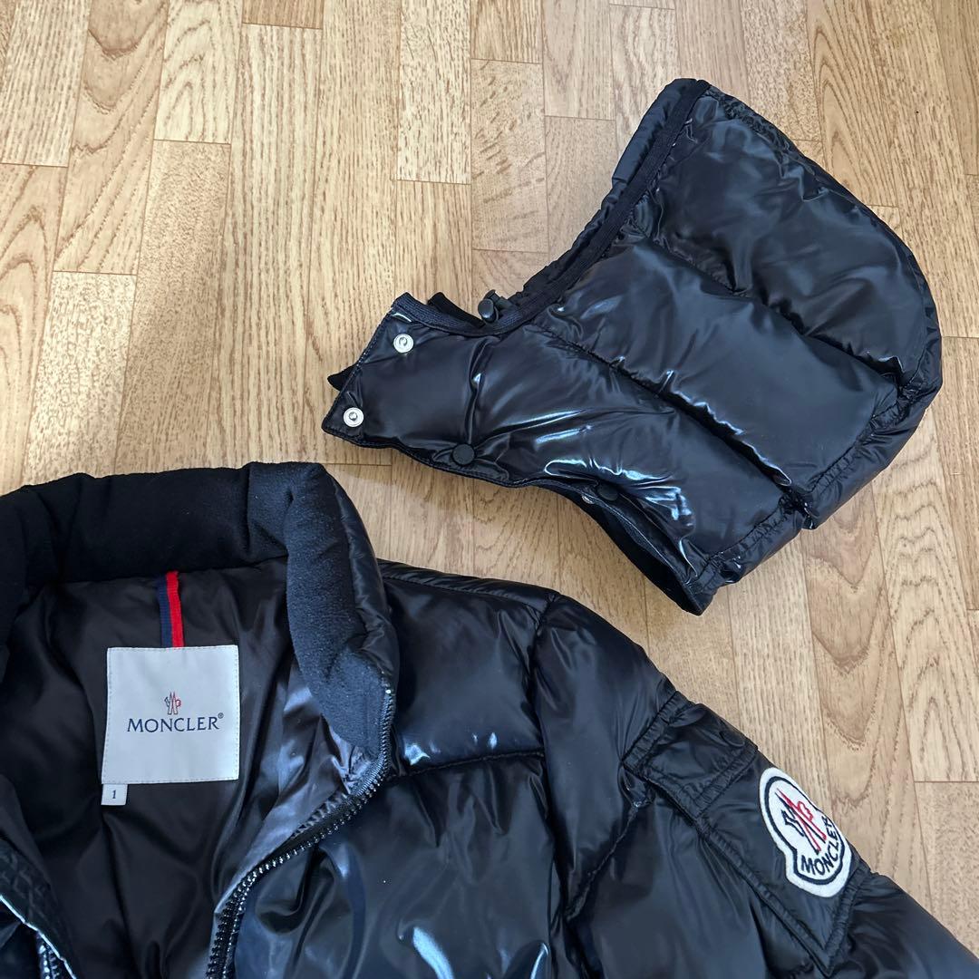 MONCLER モンクレール　ダウンジャケット ブラック　サイズ1