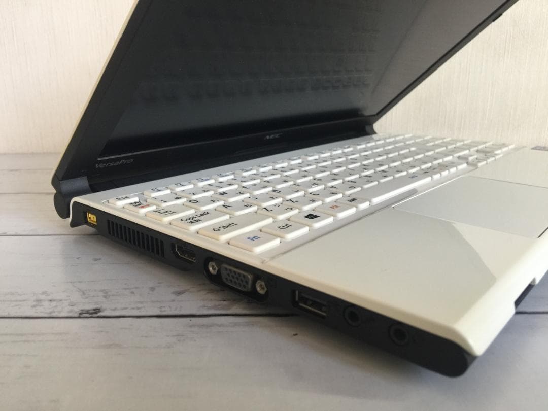 NEC VK20H/H-F 13.3型 コンパクト テンキー付きノートパソコン