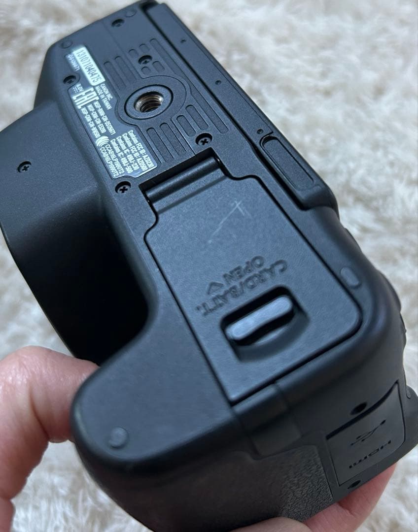 本体のみ 箱説明書ありCanon EOS Kiss X9 デジタル一眼レフカメラ